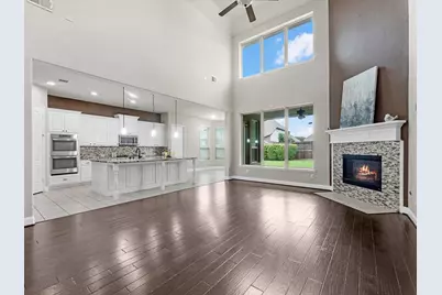 15819 Graham Spring Lane, Houston, TX 77044 - Photo 6