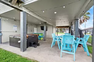 2709 Foster Dr, Crystal Beach, TX 77650 - Photo 8