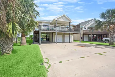 2709 Foster Drive, Crystal Beach, TX 77650 - Photo 2