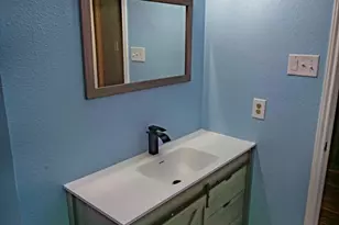 103 Sunflower St, Lake Jackson, TX 77566 - Photo 20