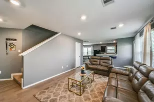 162 Kelly St, Angleton, TX 77515 - Photo 8