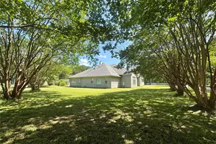 160 Black Forest Dr, Zavalla, TX 75980 - Photo 2