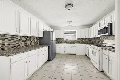 2415 Blackridge Road, Houston, TX 77067 - Photo 10