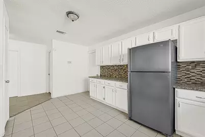 2415 Blackridge Road, Houston, TX 77067 - Photo 12