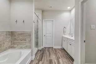 9239 Brunel Ln, Houston, TX 77044 - Photo 22