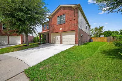 14934 Sugar Falls Court, Sugar Land, TX 77498 - Photo 6