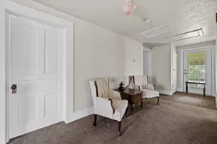 1005 W Clayton St, Dayton, TX 77535 - Photo 22