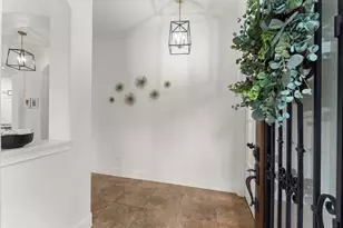 130 E Lasting Spring Cir, Spring, TX 77389 - Photo 6