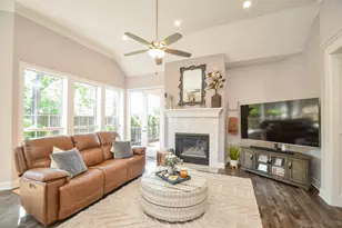 7 Champion Villa Dr, Houston, TX 77069 - Photo 16