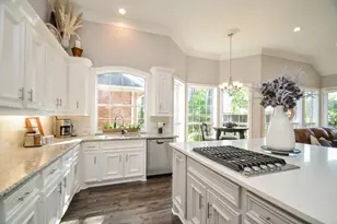 7 Champion Villa Dr, Houston, TX 77069 - Photo 22