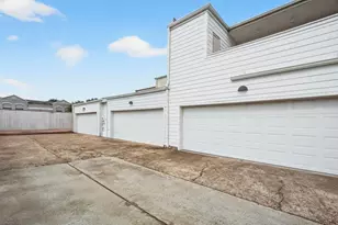 6019 Winsome Ln, Houston, TX 77057 - Photo 4