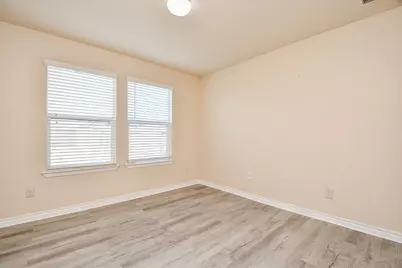 10439 Lauren Creek Drive, Baytown, TX 77523 - Photo 18