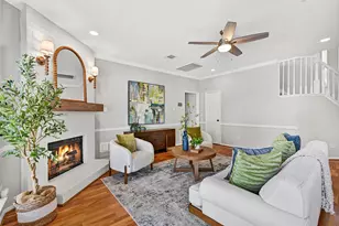 303 Melodywood Dr, Friendswood, TX 77546 - Photo 8