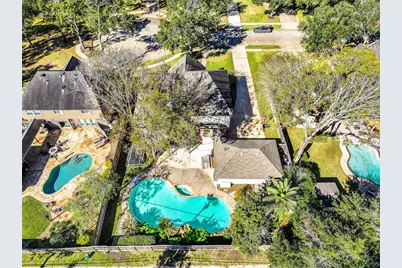 303 Melodywood Drive, Friendswood, TX 77546 - Photo 36