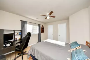 7902 Belterraza Ct, Houston, TX 77083 - Photo 12
