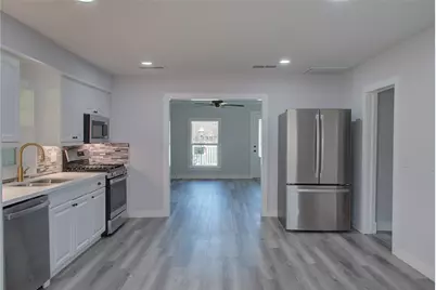 415 Perkins Avenue, League City, TX 77573 - Photo 14