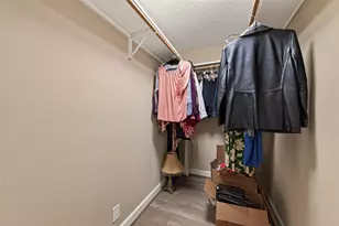 4718 Blanton Blvd, Houston, TX 77092 - Photo 26