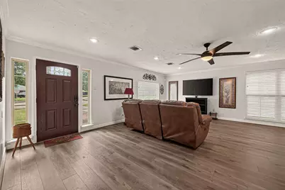 4718 Blanton Boulevard, Houston, TX 77092 - Photo 4