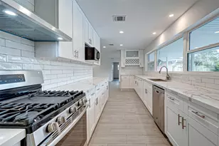 5007 Cheena Dr, Houston, TX 77096 - Photo 16