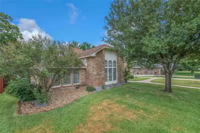 2307 W Briargate Drive, Bryan, TX 77802 - Photo 26