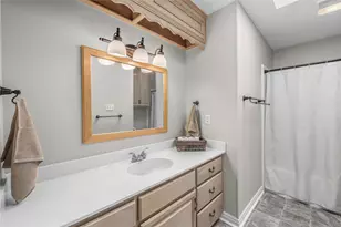 2307 W Briargate Dr, Bryan, TX 77802 - Photo 18