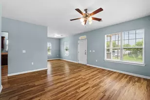 335 6th St, San Leon, TX 77539 - Photo 10