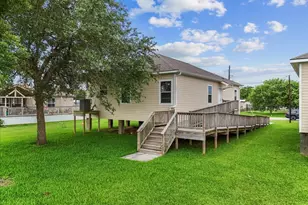 335 6th St, San Leon, TX 77539 - Photo 30