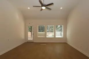 22756 Hackberry Leaf Dr, New Caney, TX 77357 - Photo 10