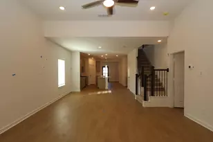 22756 Hackberry Leaf Dr, New Caney, TX 77357 - Photo 4