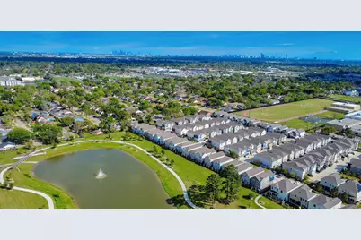 9830 Magnolia Village Lane, Houston, TX 77080 - Photo 26