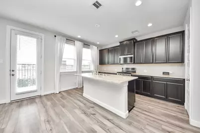 9830 Magnolia Village Lane, Houston, TX 77080 - Photo 6