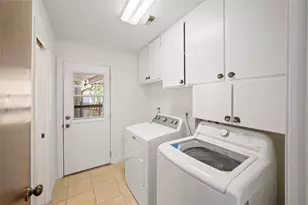 1906 Spillers Ln, Houston, TX 77043 - Photo 36