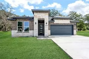 529 Echo Ln, Livingston, TX 77351 - Photo 1