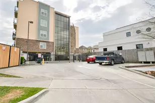 2802 Morrison St, Houston, TX 77009 - Photo 2