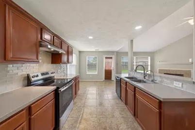 6307 Lost Fall Court, Katy, TX 77449 - Photo 14