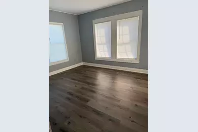 110 W Hunnicutt Street, Baytown, TX 77520 - Photo 6