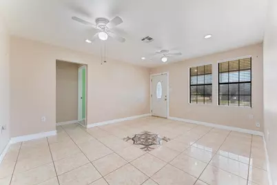 1923 Tabor Street, Houston, TX 77009 - Photo 6