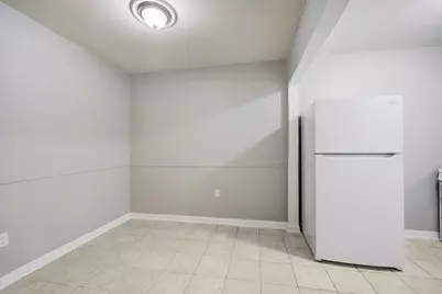 2202 Park Street #12, Houston, TX 77019 - Photo 4