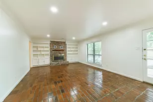 3111 Rockyridge Dr, Houston, TX 77063 - Photo 6