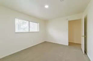 3111 Rockyridge Dr, Houston, TX 77063 - Photo 28