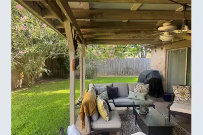 3127 Pecan Point Drive, Sugar Land, TX 77478 - Photo 6