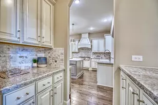 12821 N Palomino Lk Cir, Cypress, TX 77429 - Photo 16