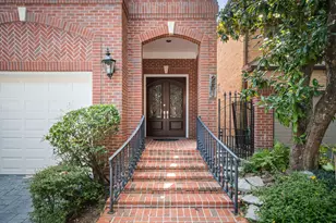 251 Sugar Berry Cir, Houston, TX 77024 - Photo 4