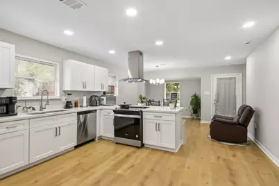 1318 Carolyn Court, Humble, TX 77338 - Photo 8