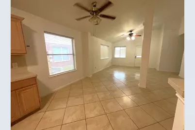 810 Chance Lane, Baytown, TX 77521 - Photo 6