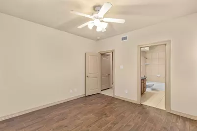 1607 Bass Street #B, Houston, TX 77007 - Photo 6