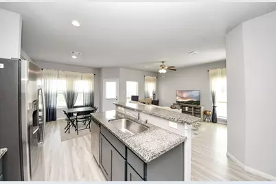 13323 Colina Meadows Lane, Houston, TX 77048 - Photo 14