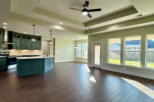 443 Wellshire Dr, West Columbia, TX 77486 - Photo 6