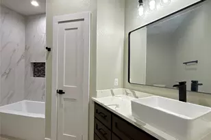 443 Wellshire Dr, West Columbia, TX 77486 - Photo 24