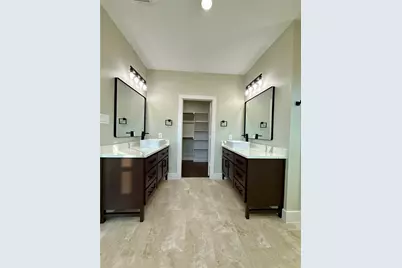 443 Wellshire Drive, West Columbia, TX 77486 - Photo 16